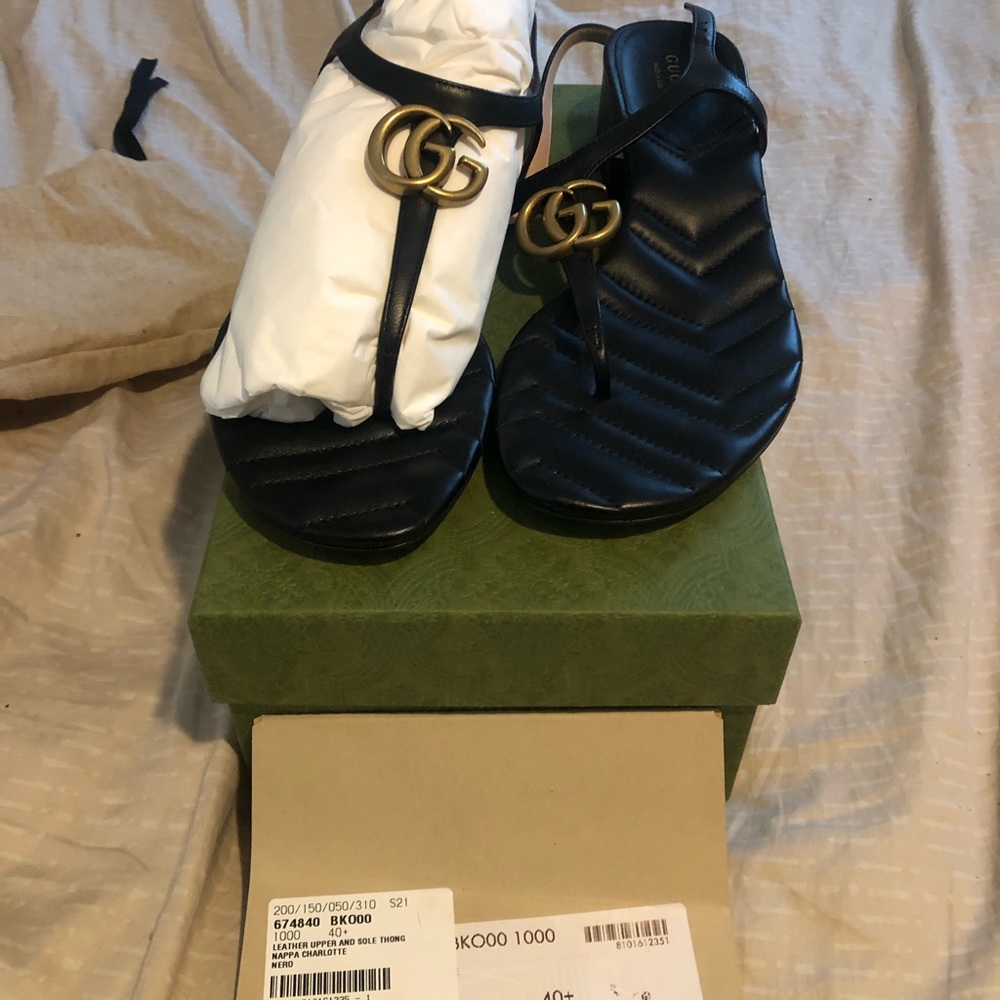 Gucci Napa charlotte leather thong sandals